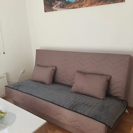 Apartment Dorabella