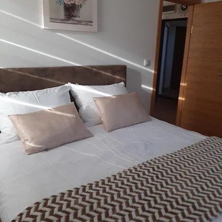 Dorabella * Τζαχορίνα