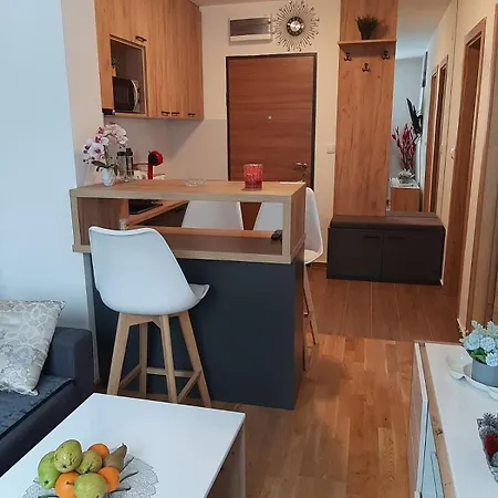 Dorabella Τζαχορίνα